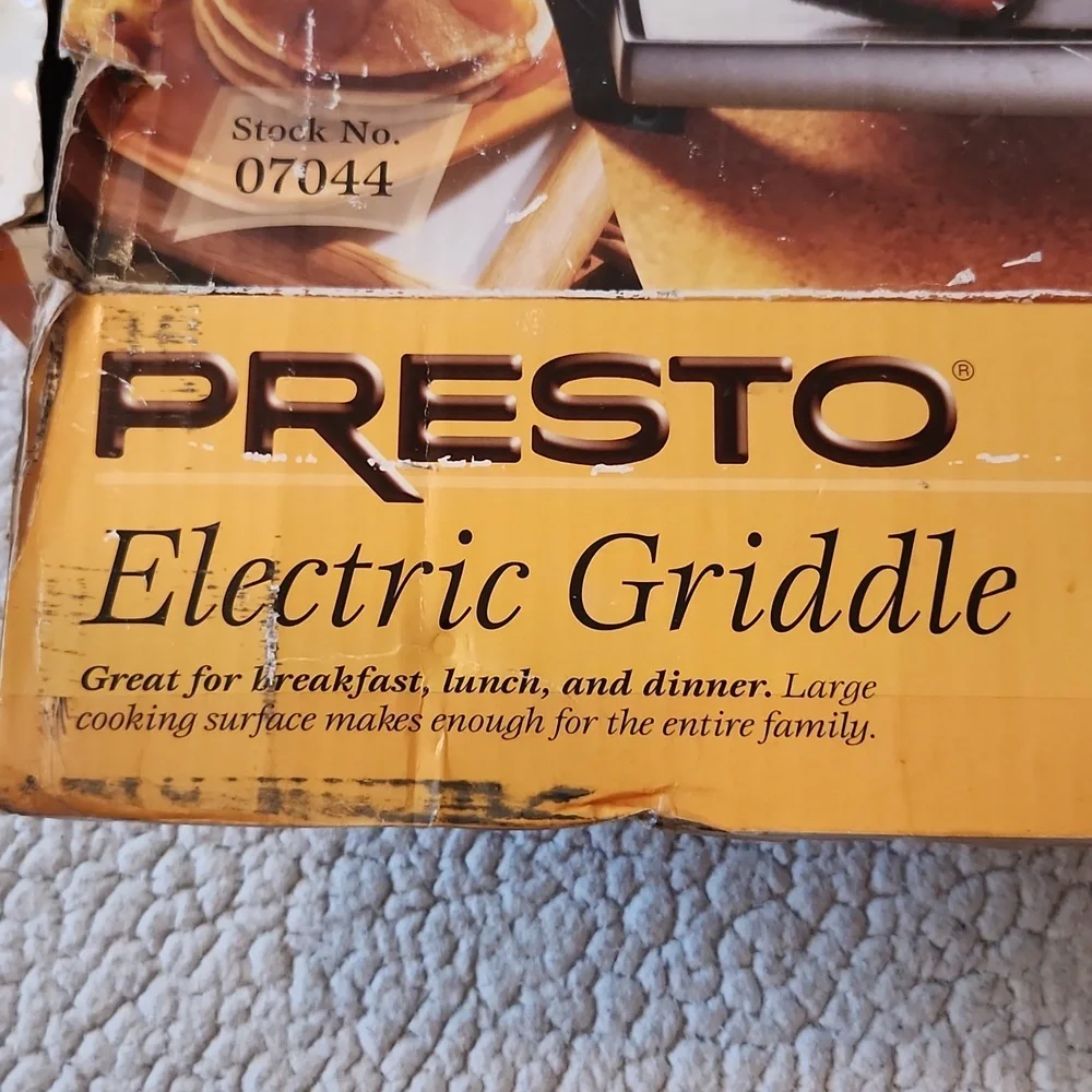 Presto 2002 Y2K Electric Griddle 19-inch CookingSurface Household Family Holiday